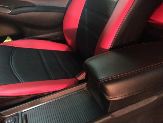 Авточехлы на Honda Civic 8 4D