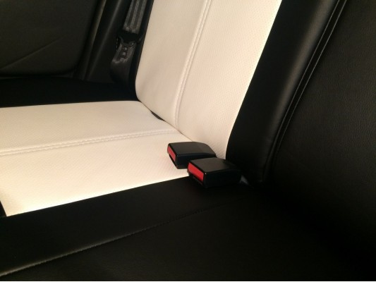 Авточехлы на Renault Duster