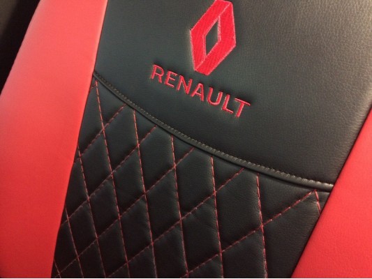 Авточехлы на Renault Megan 3